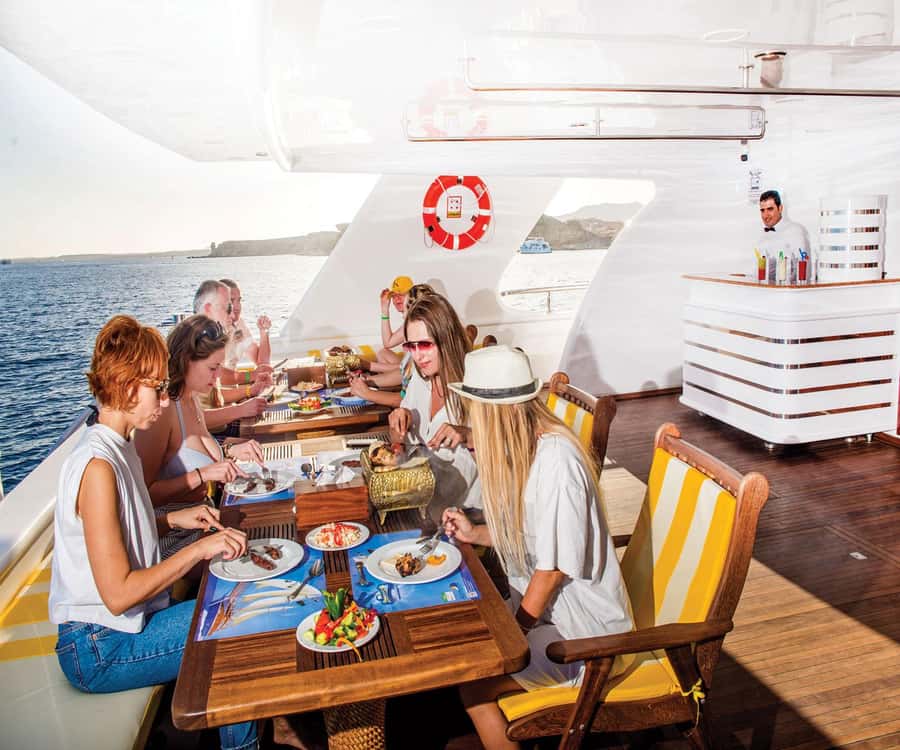 Cairo: Luxury Snorkeling Cruise & lunch with optional pickup - Key points to know before booking