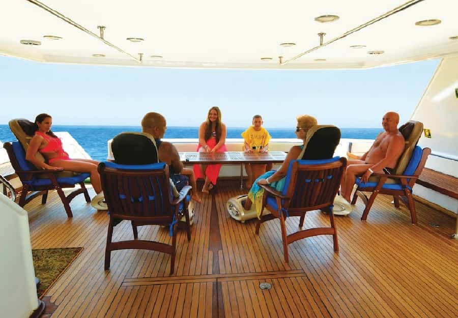 Cairo to Red Sea: VIP Yacht Cruise, Snorkeling & Lunch - Boarding at Dome Marina and meeting the crew