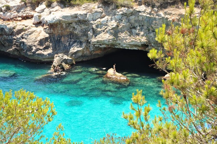Cala des Moro/S'Almunia: Snorkel and SUP Tour - Caló des Moro: famous water, rocky access