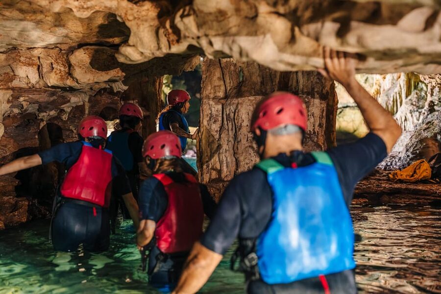 Cala Varques: Guided Sea Caves Kayak & Snorkeling Expedition - Cala Falcó and the best coastal views