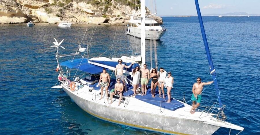 Can Pastilla: Sailboat Tour with Snorkeling, Tapas & Drinks - What Makes This Sailing Trip Worth Considering