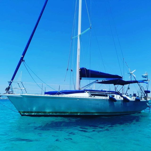 Can Pastilla: Sailboat Tour with Snorkeling, Tapas & Drinks - What the Small Group Changes
