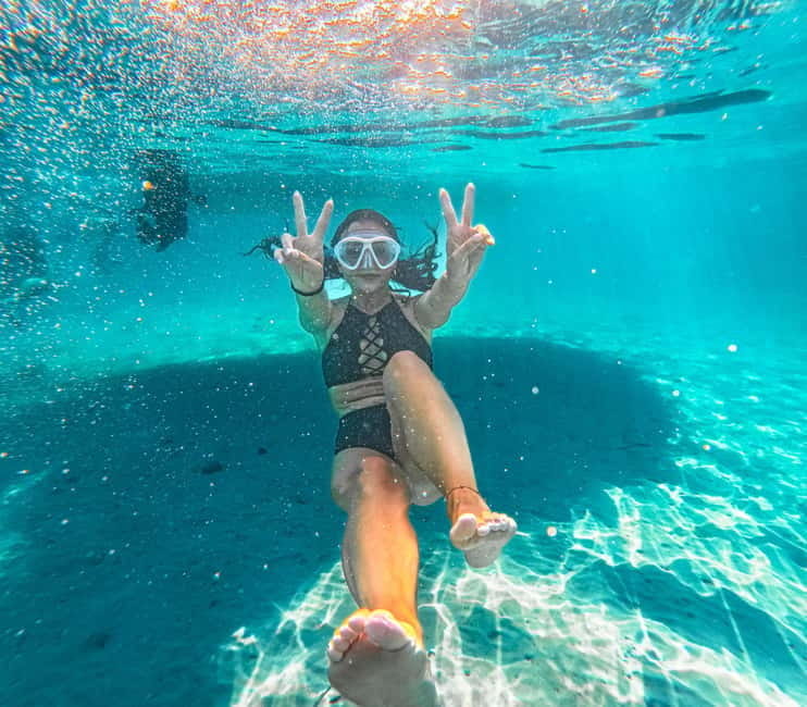 Can Picafort: 2-Hour Boat Tour with Snorkeling & Sea Caves - Why the private boat format works well