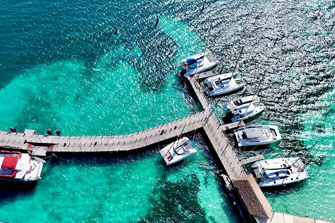 Cancun Catamaran: Isla Mujeres, Snorkeling, Drinks & Buffet Lunch - The catamaran ride: good views, limited personal space