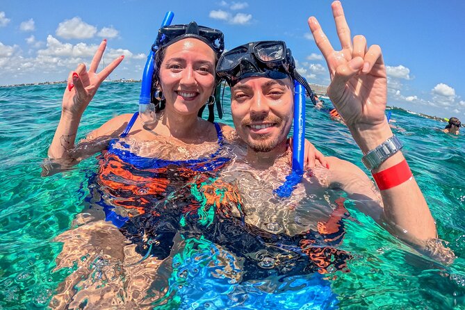 Cancun Catamaran: Isla Mujeres, Snorkeling, Drinks & Buffet Lunch - Isla Mujeres and Playa Norte