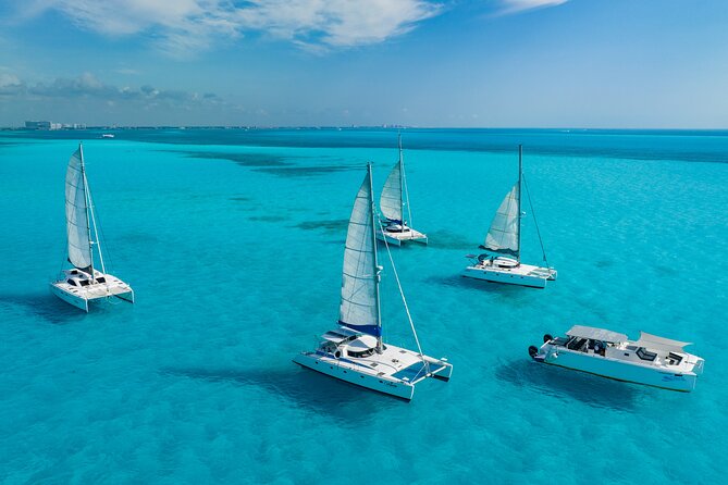 Cancún Catamaran to Isla Mujeres + Snorkel, Open Bar & Lunch - Leaving from Playa Tortugas at 10:30 a.m.