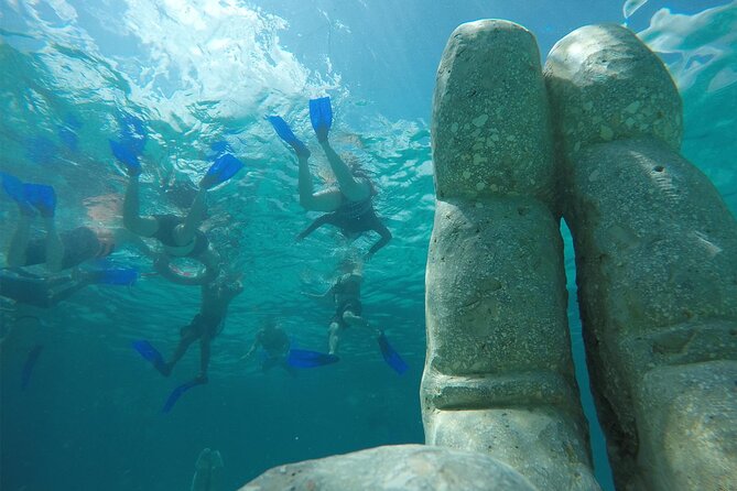 Cancun Snorkeling Tour: Swim with Turtles, Reef, Underwater Museum and Shipwreck - Second stop: El Meco coral reef