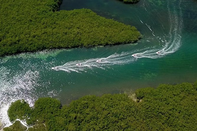 Cancun speedboat and snorkel tour: shared speedboat - What the Cancun speedboat tour actually feels like