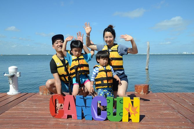 Cancun speedboat and snorkel tour: shared speedboat - Driving through Nichupte Lagoon’s mangrove canals