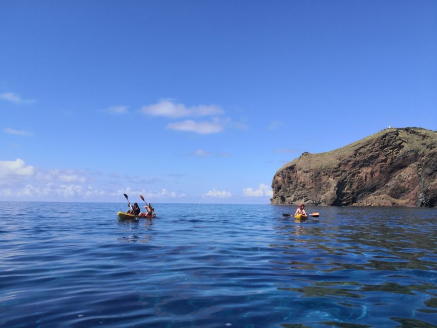 Caniço, Madeira: Marine Reserve Kayak & Snorkelling Tour - Kayaking below Caniço’s high cliffs