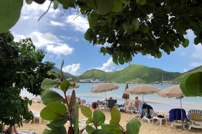 CAPTAIN ALAN'S 4hr -3 Islands-snorkeling-turtles-beach ADVENTURE - Pinel Island: shallow water and a relaxed finish