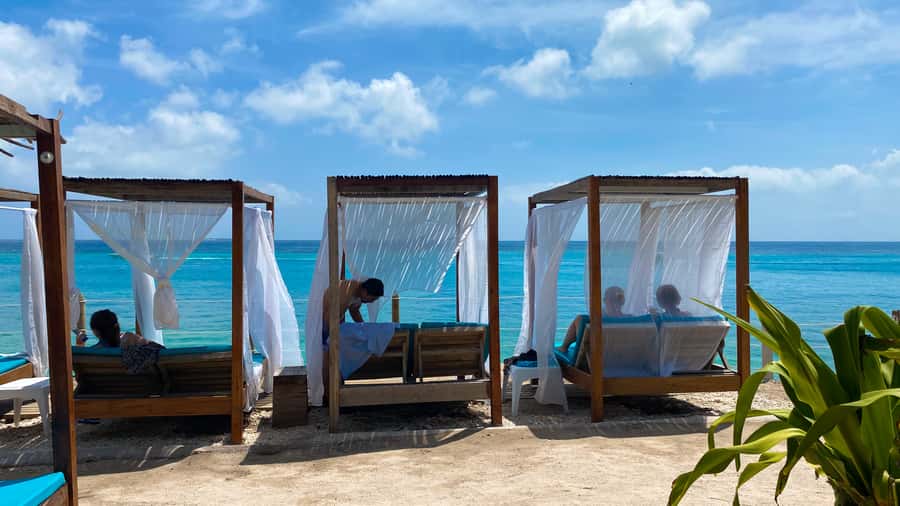 Cartagena: 5-Island Trip by Boat with Lunch and Snorkeling - Speedboat comfort, timing, and group rhythm