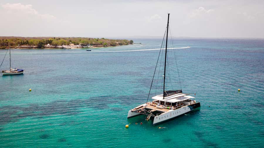 Cartagena: Rosario Islands Catamaran with Lunch and Snorkel - Who should book this catamaran?