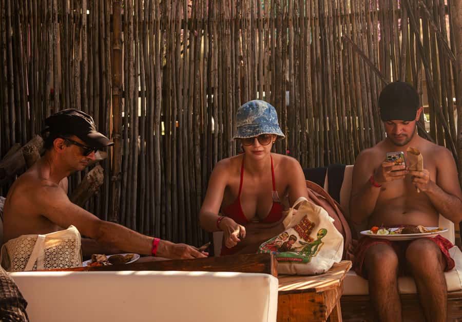 Cartagena: Rosario Islands Day Tour with Snorkel & Lunch - Tierra Bomba ends with views and a calmer finish
