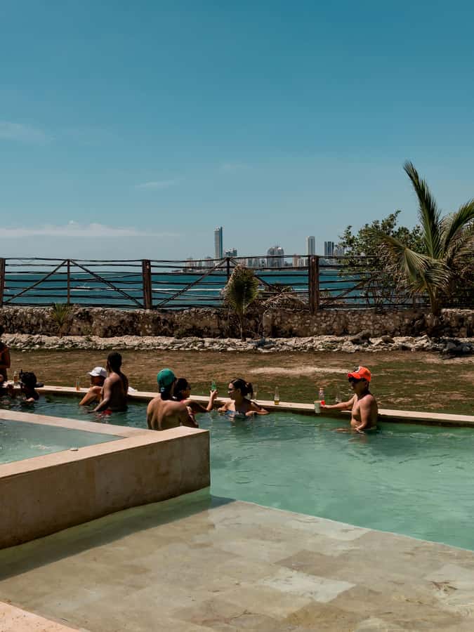 Cartagena: Rosario Islands Day Tour with Snorkel & Lunch - Is $95 a good value?