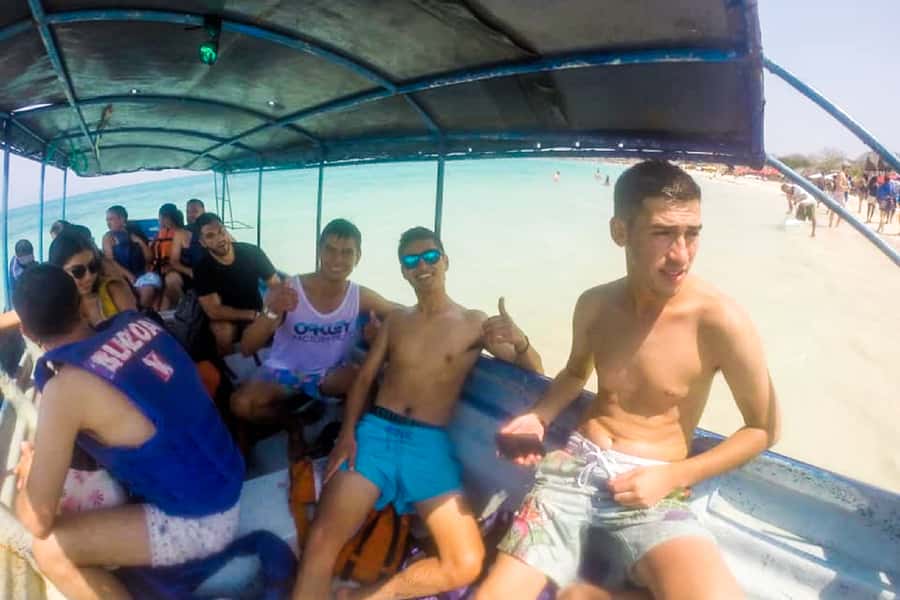 Cartagena: Snorkel, Mangroves and Playa Blanca Tour - Guides can make or break the outing