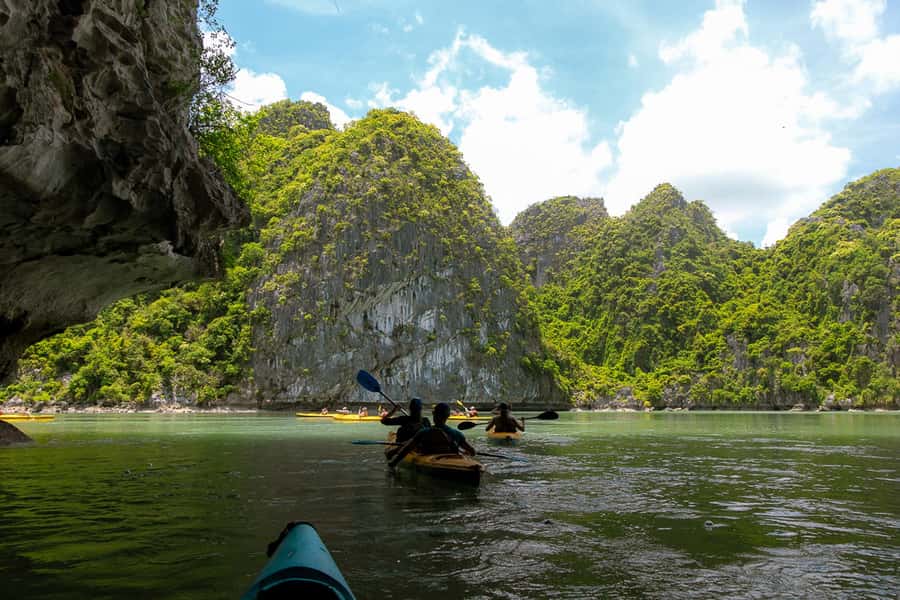 Cat Ba: Lan Ha & Ha Long Bay Kayak & Snorkel Boat Tour - Timing, Comfort, and the Level of Activity