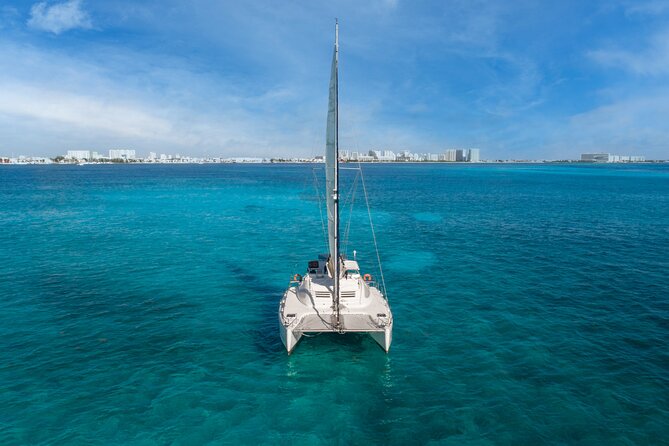 Catamaran Cancun to Isla mujeres Lunch OpenBar and Snorkeling - Isla Mujeres, Playa Norte, and the time problem
