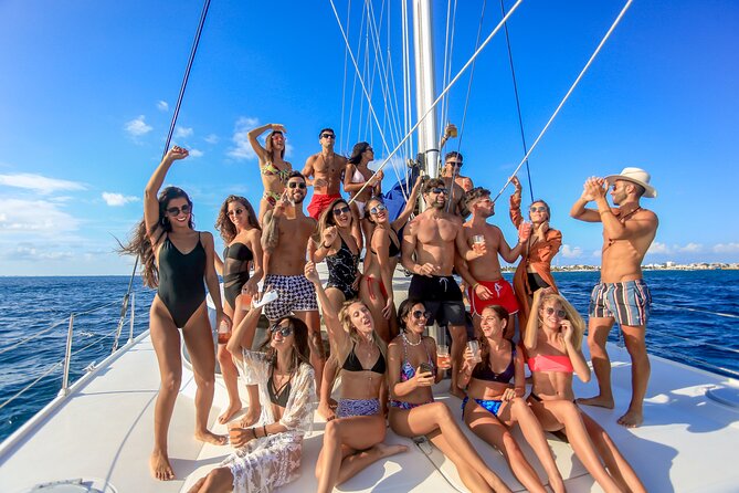 Catamaran to Isla Mujeres Snorkeling Tour with Open Bar and Lunch - The snorkeling stop: beautiful water, limited time