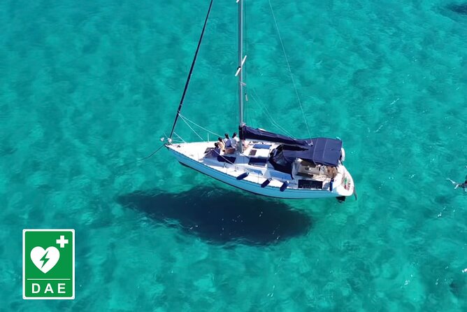 Catamaran tour stops bathing and snorkeling toast with prosecco - Golfo degli Angeli and the swimming stops