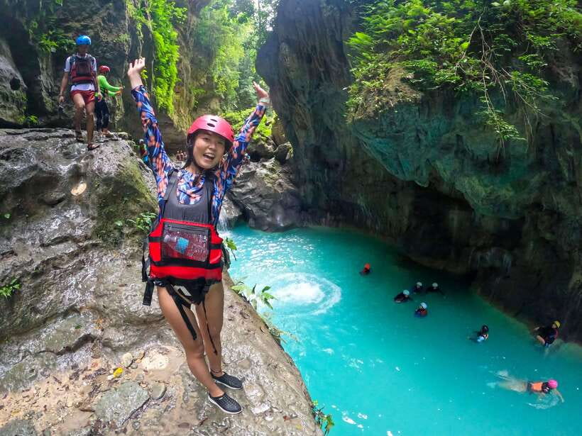 Cebu: Kawasan Canyoning, Moalboal Snorkeling, & Turtles Tour - Moalboal turtles and the sardine run