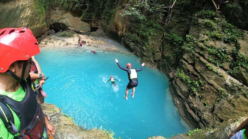 Cebu: Moalboal Sardines Run Snorkel & Kawasan Canyoneering - Should you book this Cebu adventure?