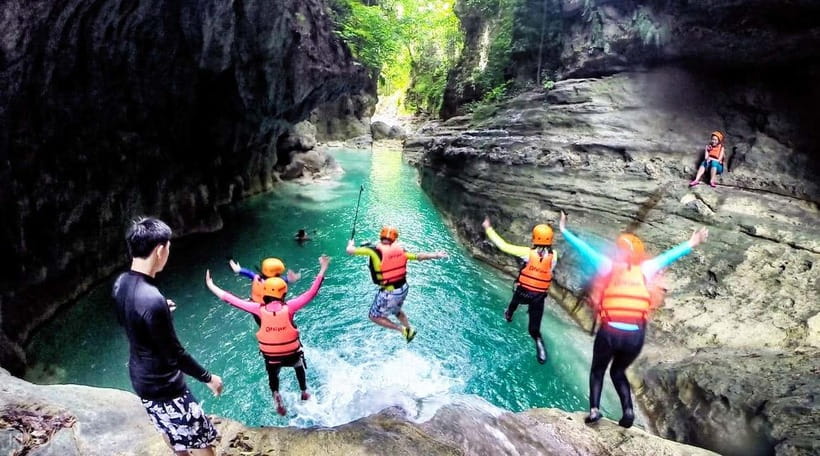 Cebu: Moalboal Sardines & Turtle Snorkeling and Canyoneering - Pescador Island and the first look underwater