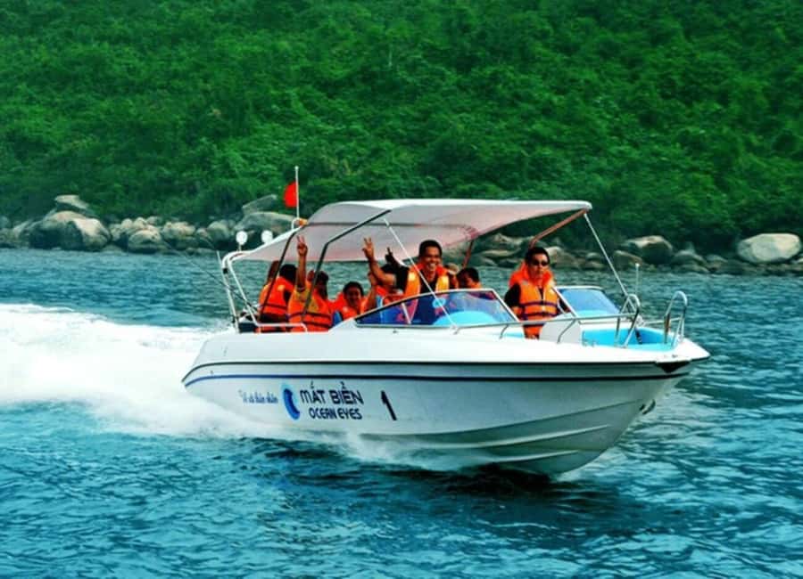 Cham Island: 1-Day Speedboat Trip with Snorkeling and Lunch - Bãi Làng gives the day a cultural start