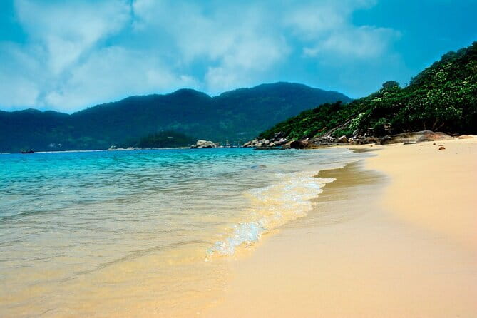 Cham Island: Snorkeling Tour - Bai Chong Beach and the hammock break