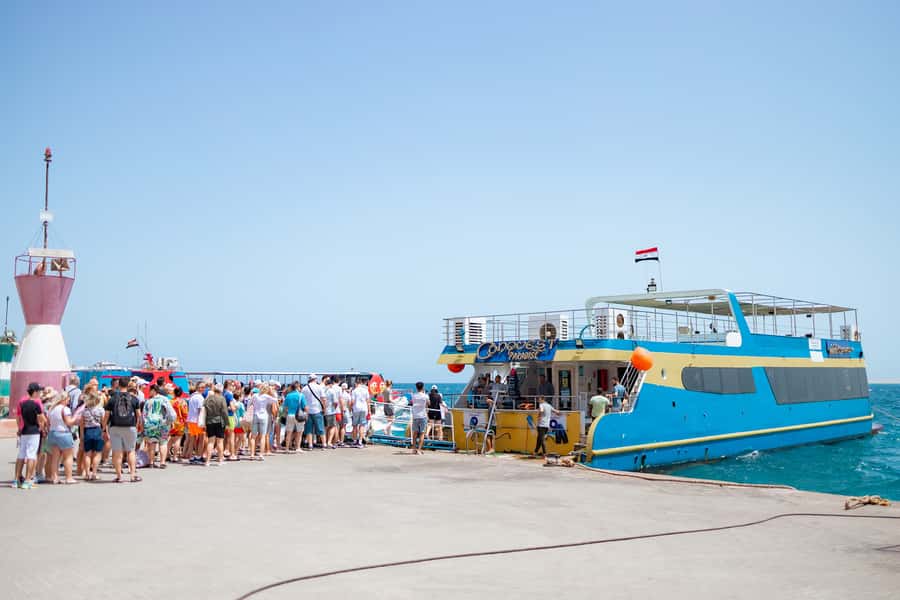 Conquest 2 Hour Semi Submarine with snorkeling from Hurghada - Key points at a glance