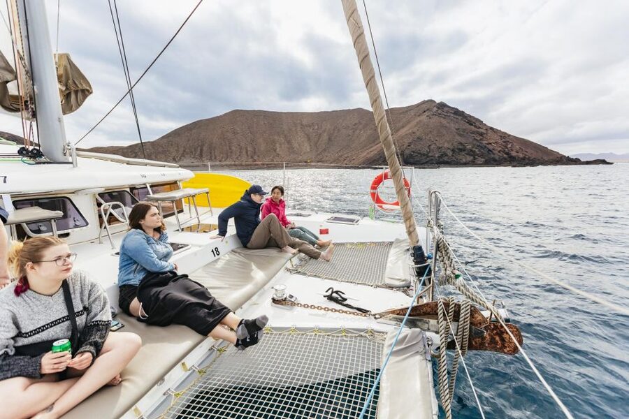 Corralejo: Lobos Island Catamaran Tour with Drinks & Snorkel - What the $88 price really buys you