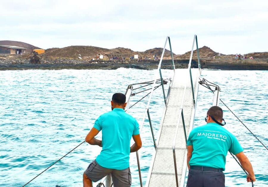 Corralejo: Snorkeling on Lobos Island & Return Ferry Ticket - Walking to the Lobos lighthouse