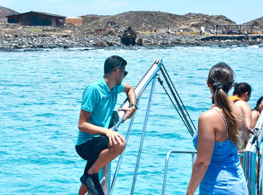 Corralejo: Snorkeling on Lobos Island & Return Ferry Ticket - Planning the day around the activity