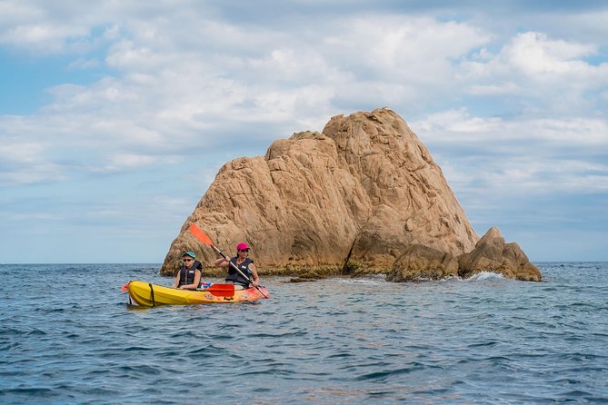 Costa Brava Kayak & Snorkel Tour + Picnic from Barcelona - Snorkeling, swimming, and cliff jumping