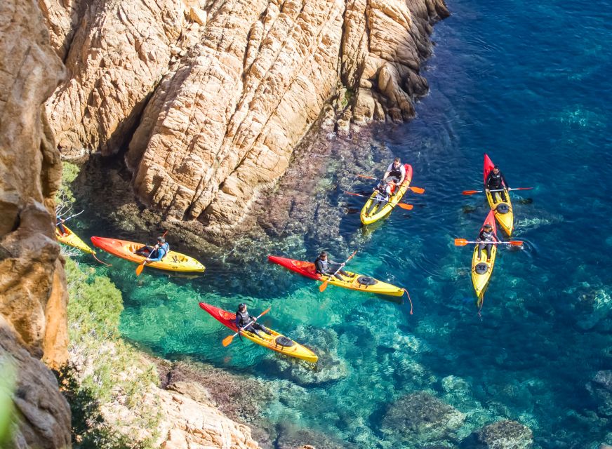 Costa Brava: Sea Caves Kayaking and Snorkeling Tour - The final 40 minutes: returning along the coast