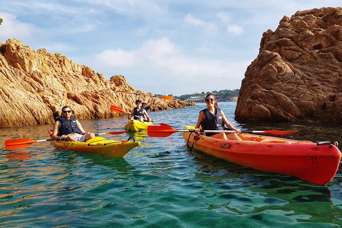 Costa Brava Tour with Kayak & Lagoon Snorkeling - Getting ready at Sant Pol de S’Agaró