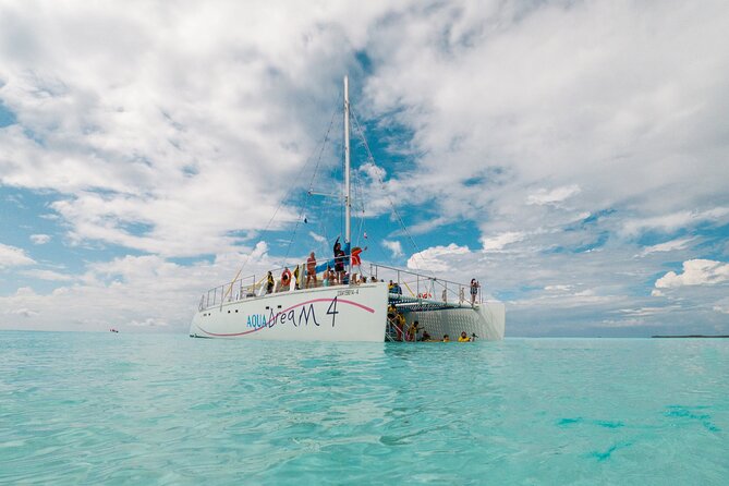 Cozumel Catamaran Snorkeling Tour & lunch® - Playa Mia lunch and the afternoon change of pace