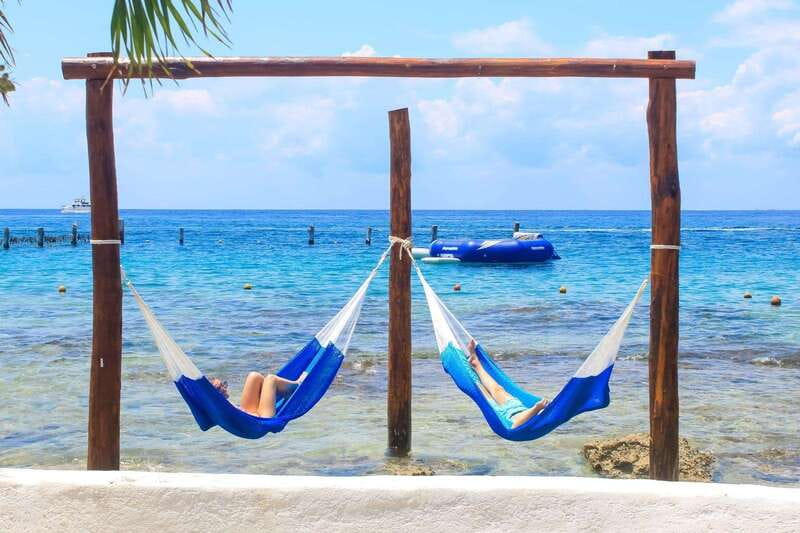 Cozumel: Snorkel and Swim with Stingrays - The beach club and extra attractions