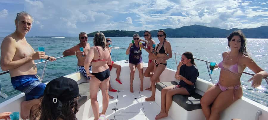 Curieuse Guided Tour, St Pierre, BBQ & 2 Snorkel Stops - The return cruise and hotel drop-off