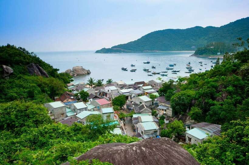 Da Nang/Hoi An: Cham Island Speedboat Tour with Snorkeling - Free time for swimming and sun