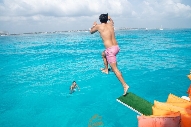 Dancer Cruise Isla Mujeres Snorkel Food and Drinks Included - Isla Mujeres, With Time for Beaches and Shopping