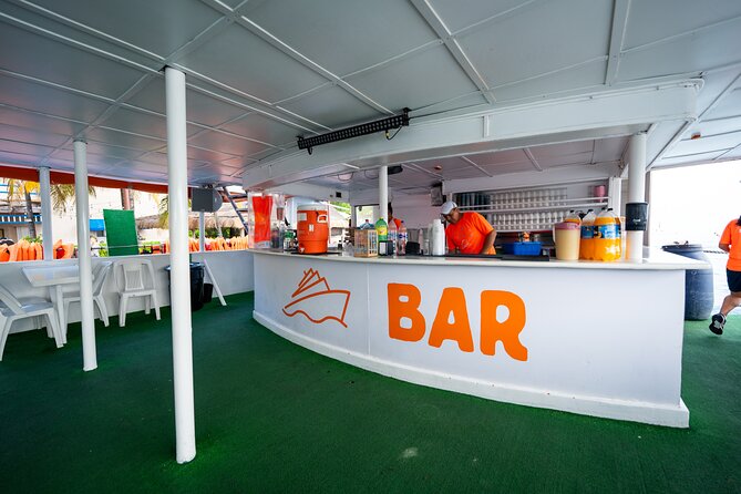 Dancer Cruise Isla Mujeres Snorkel Food and Drinks Included - Lunch With Fajitas, Ceviche, and an Open Bar