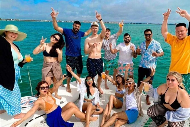 Deluxe Catamaran to Isla Mujeres, with Drinks, Snorkel & Buffet - Practical details before you book