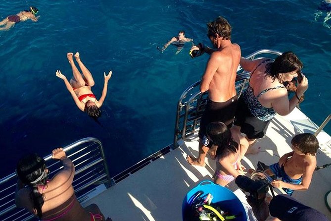Deluxe Na Pali Morning Snorkel Tour on the Lucky Lady - Why the Na Pali Coast belongs on your Kauai plan