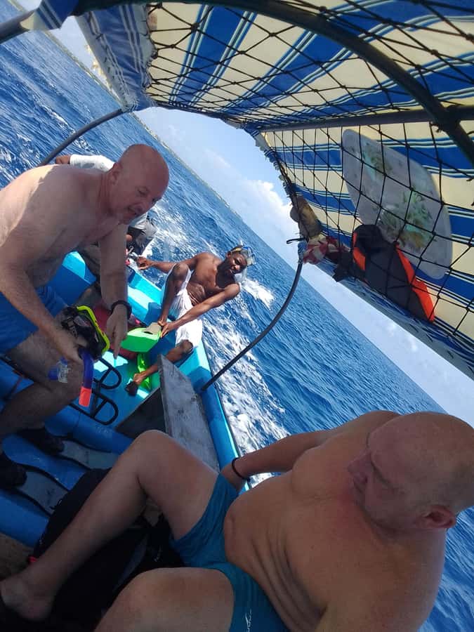 Dolphins & Snorkeling Zanzibar: Mnemba Island Tour - The one-hour search for dolphins