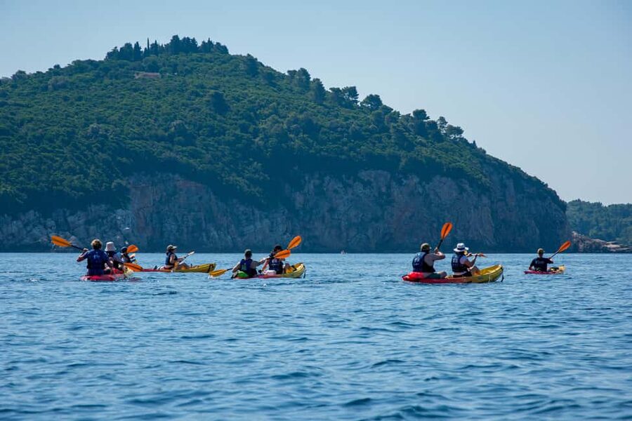 Dubrovnik: 2- or 3-Hour Morning Sea Kayaking & Snorkel Tour - Paddling beside Dubrovnik’s city walls