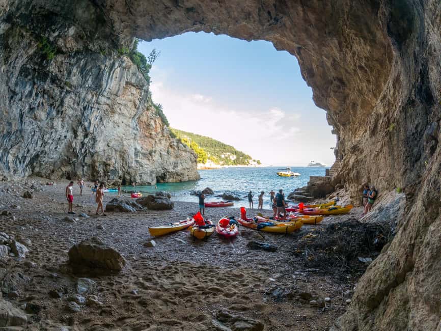 Dubrovnik: Afternoon Kayaking and Snorkeling Tour - Why seeing Dubrovnik from a kayak matters