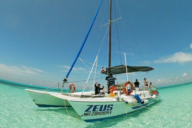 El Cielo Cozumel Snorkeling trip by Catamaran - The ride to El Cielo and the reef zone
