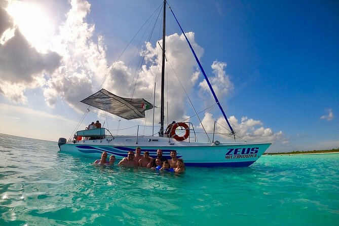 El Cielo Cozumel Snorkeling trip by Catamaran - El Cielo, El Cielito, and the Turtle Bay stop