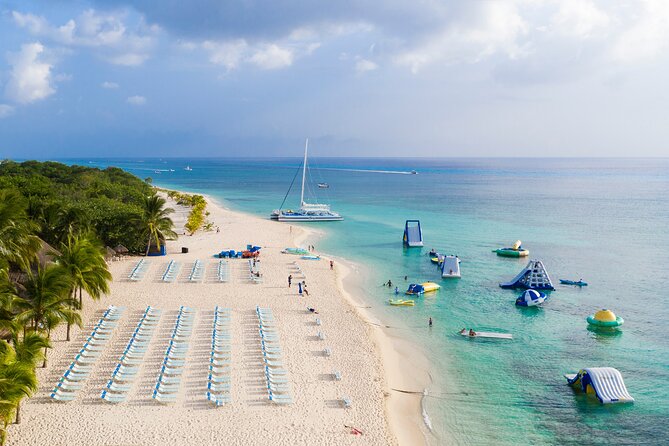 El Cielo, Palancar Snorkel & Beach Party Experience - The return sail turns into a party